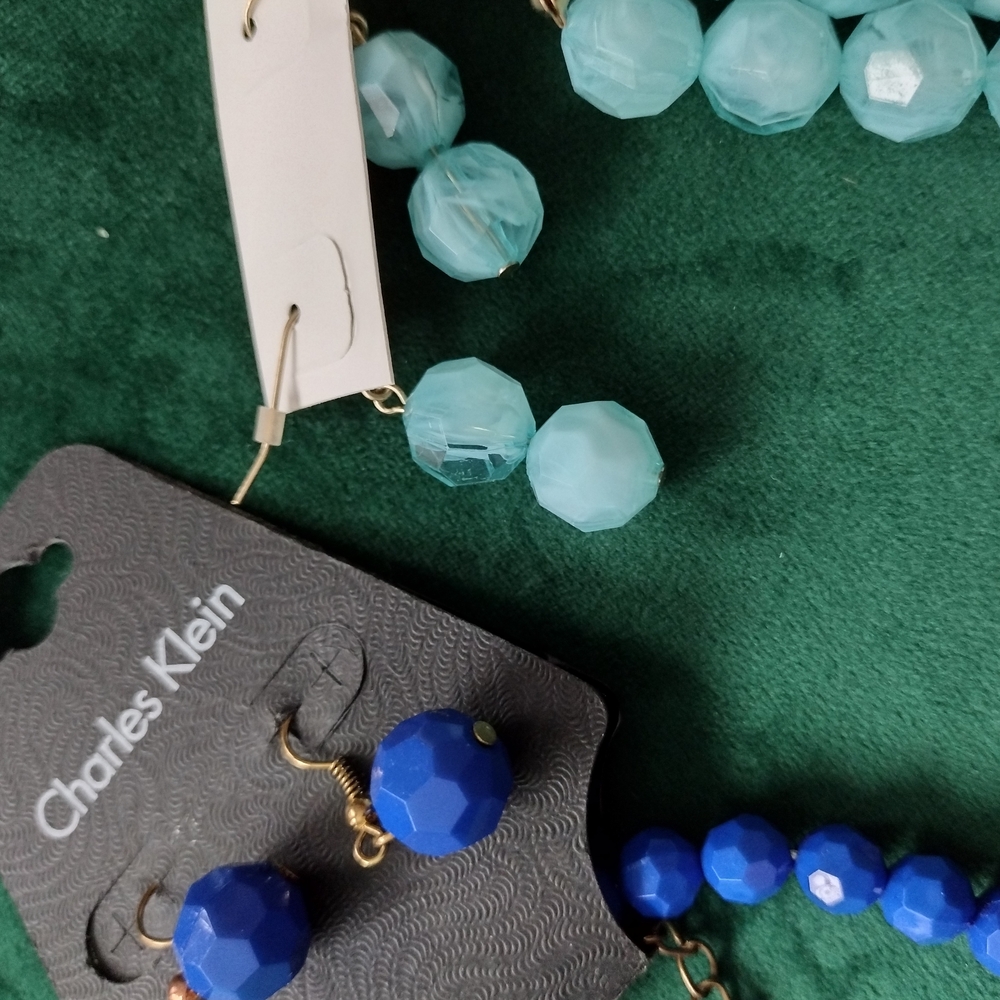 Elegant Blue and Aqua Beaded Necklace Set - Picture 6 of 7